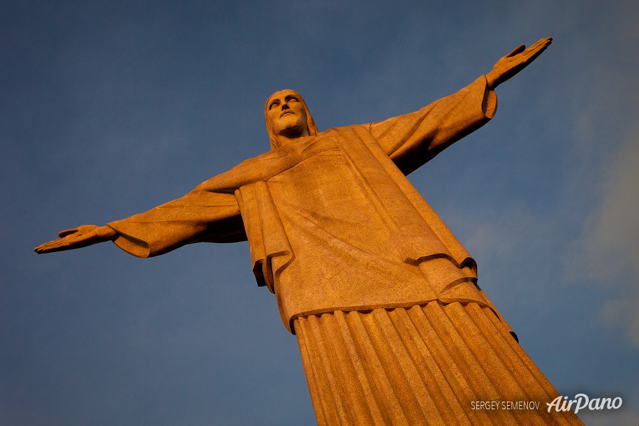 Christ The Redeemer Statue Rio De Janeiro Brazil