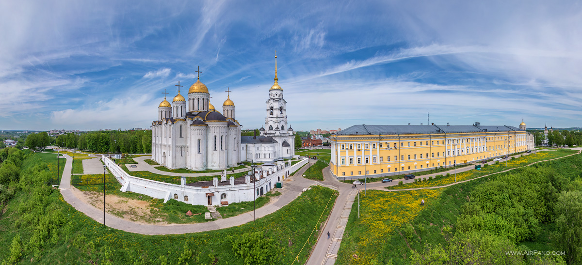 Успенский собор во Владимире панорама