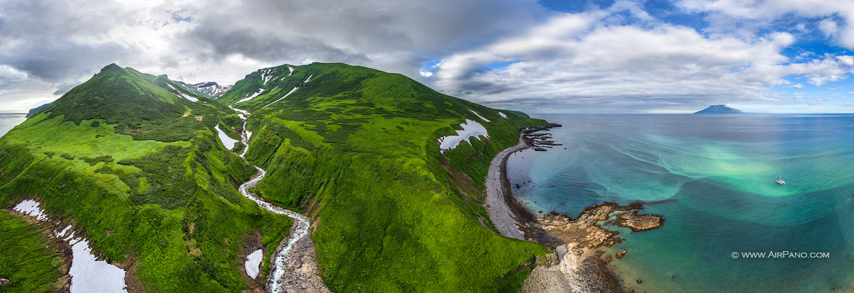 Остров парамушир курильские острова фотографии