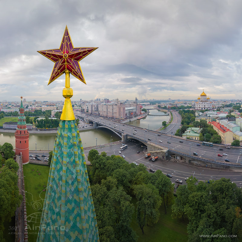 Первая звезда москва