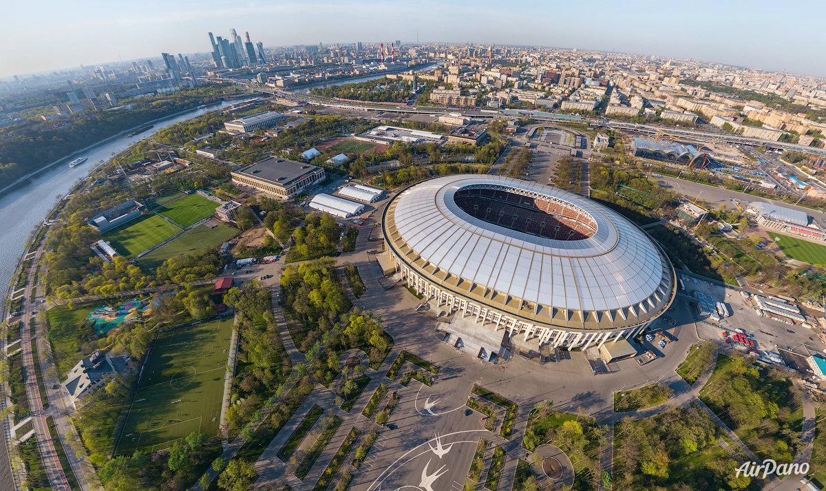 Стадион Лужники 2000