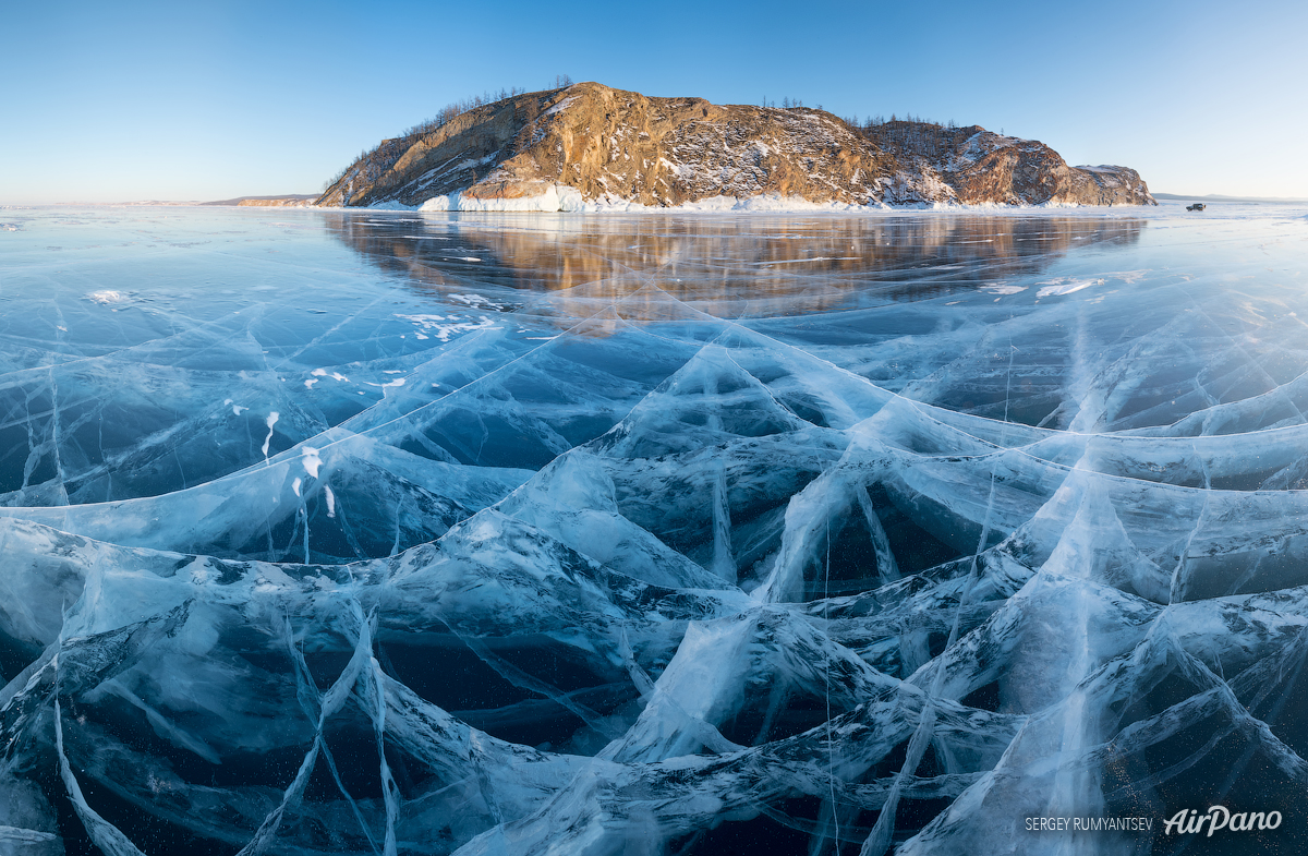 ледяное озеро
