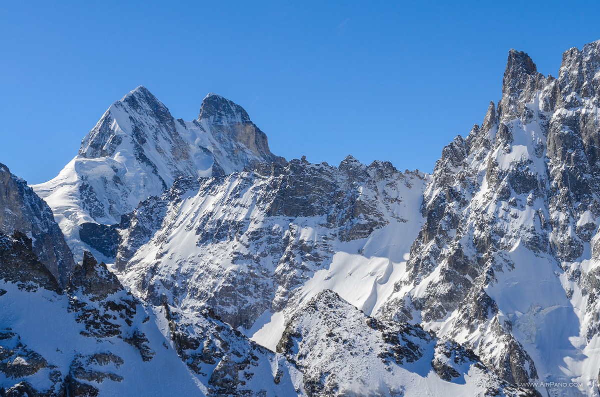 Эльбрус в мае фото